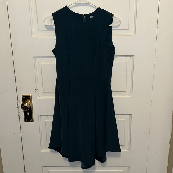 H&M Dress - Picture 2 of 6